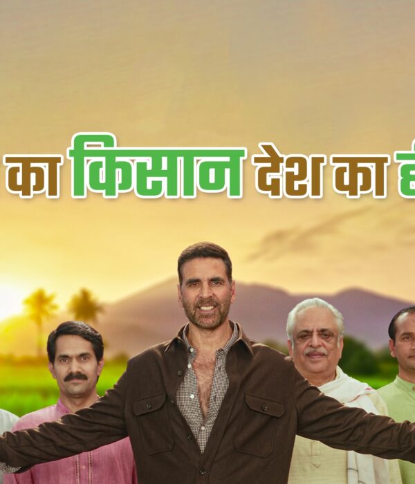 pic of campaign of superstar Akshay Kumar with India's farmers-Desh-Ka-Kisan-Desh-Ka-Asli-Hero